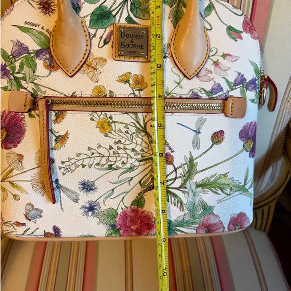 Dooney & Bourke Botanical Series Floral Domed Satchel NWOT - Picture 5 of 6